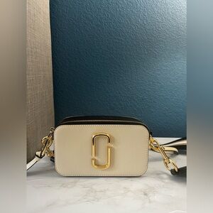 Marc Jacobs Snapshot Crossbody